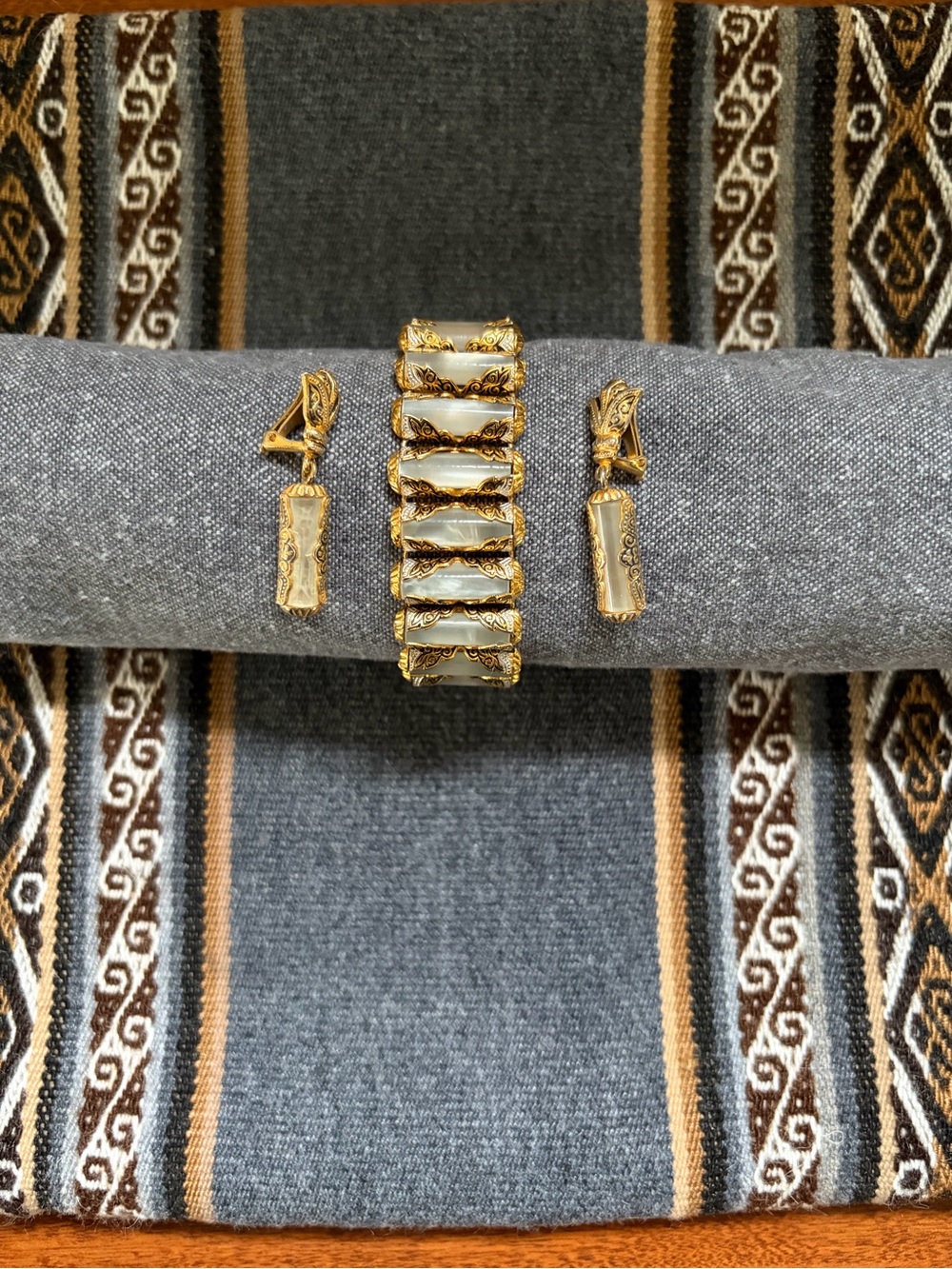 Vintage Gold-Tone and faux Mother-of-Pearl (lucite) Bracelet and Matching Clips
